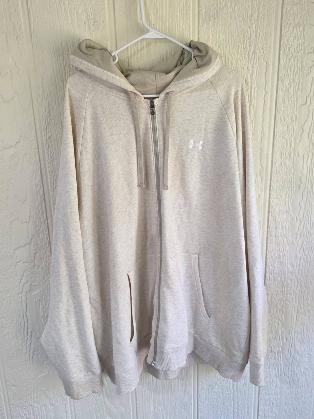 Men's Under Armour Men’s Cream Zip-Up Hoodie, Size 4XL